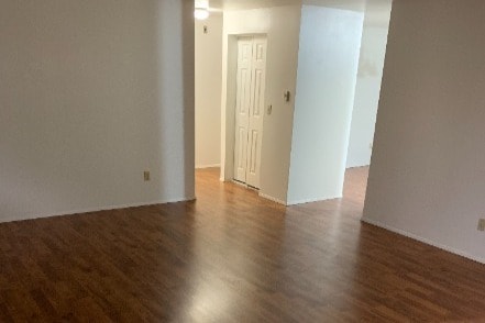New Laminate floors throughout - Sunset Apartments