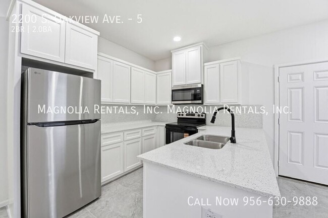 Photo - 2200 S Oakview Dr Unit 5