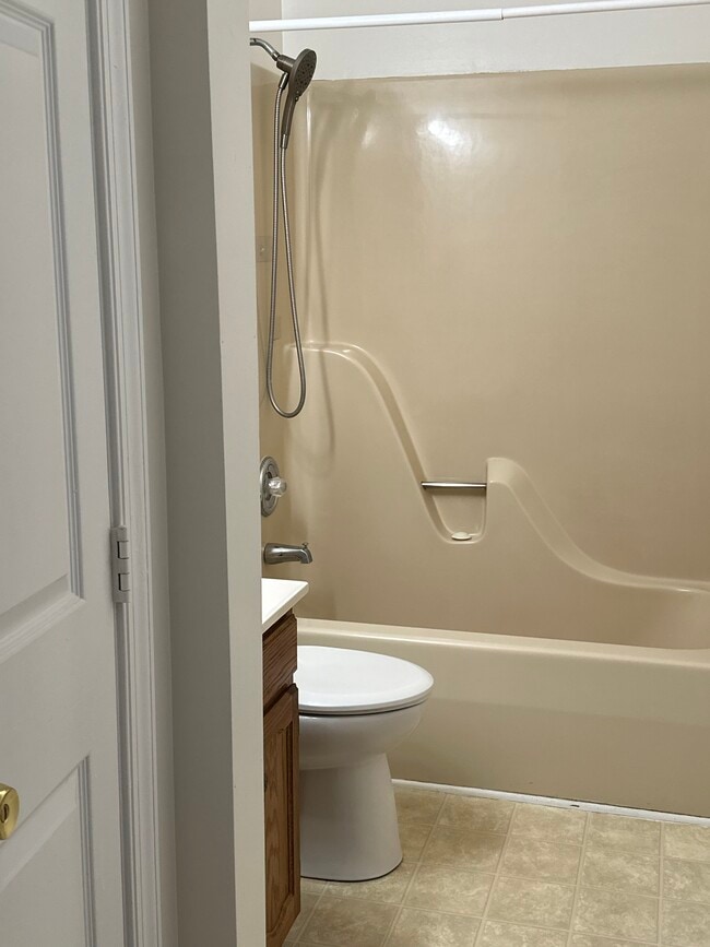 Photo - 7542 Knoll Acres Rd