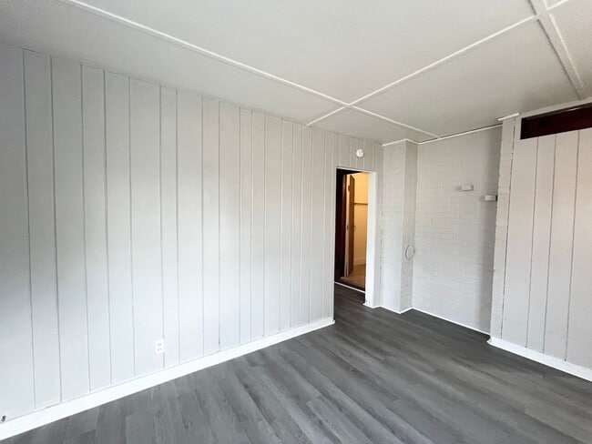 Photo - 804 Maple St