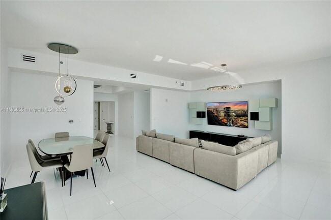 Photo - 15811 Collins Ave Unit 2701