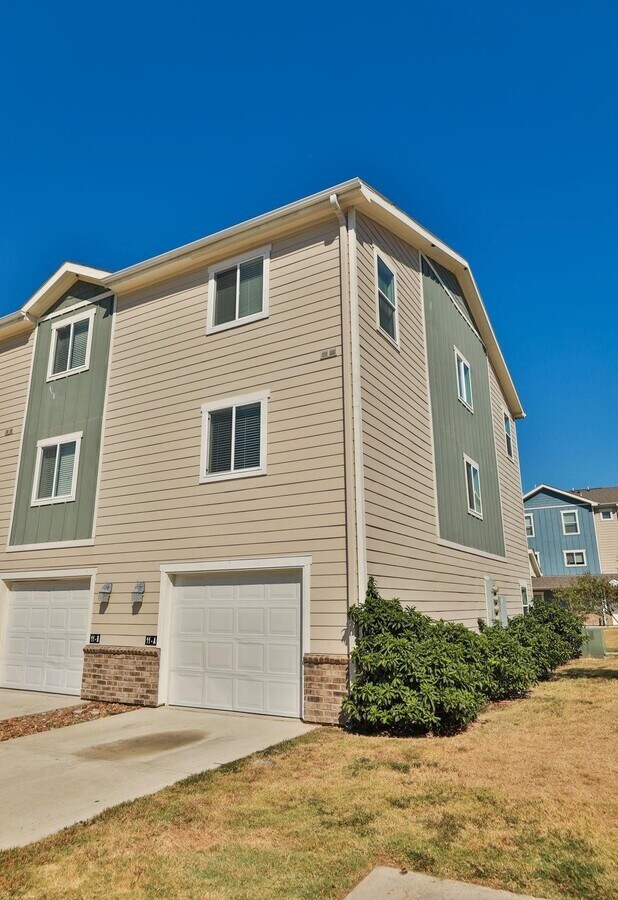 Photo - 12603 Telge Rd