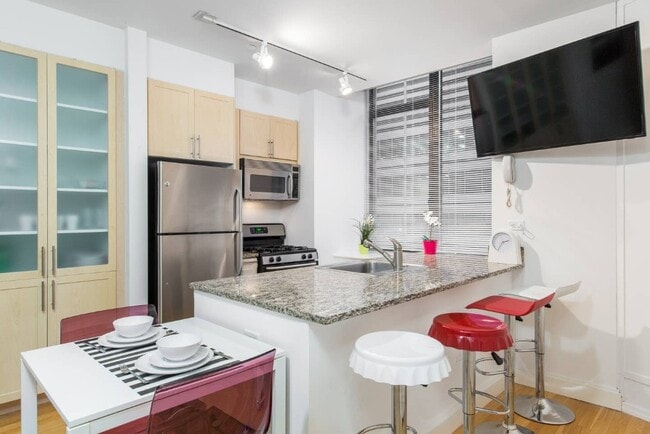 Photo - 40 Broad St Unit 404