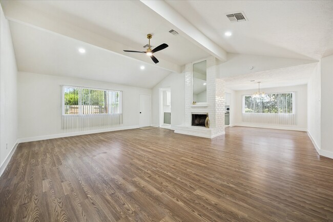 Photo - 8302 Bee Meadow Ln