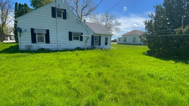 Photo - 2 bedroom house in Lohrville now available! $725