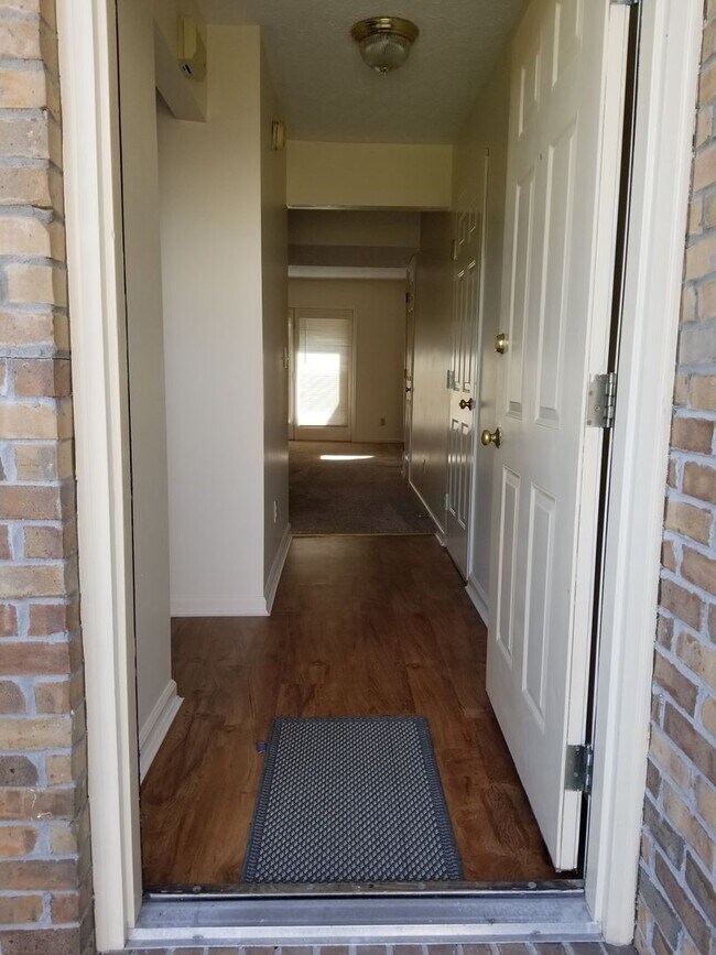 Photo - Large 3 BR, 2.5 bath townhome