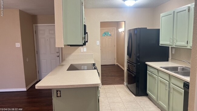 Photo - 800 Fort Worth St