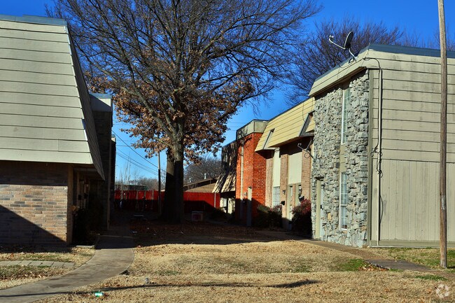 Photo - Macie Villas