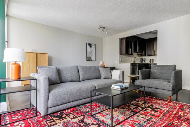 Photo - 77 W Huron St Unidad FL6-ID1382