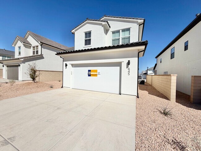 Photo - Desert Color 4 Bed Home!