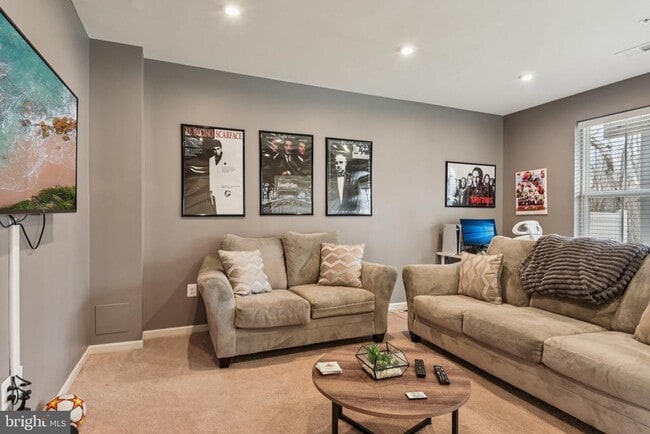 Photo - 1306 Hawk Hollow Dr