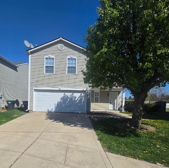 Building Photo - STUNNING 3 bedroom, 2.5 Bath Home in Greenwood- Johnson County