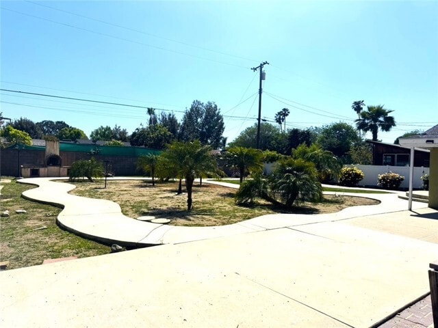 Photo - 1518 E Vine Ave