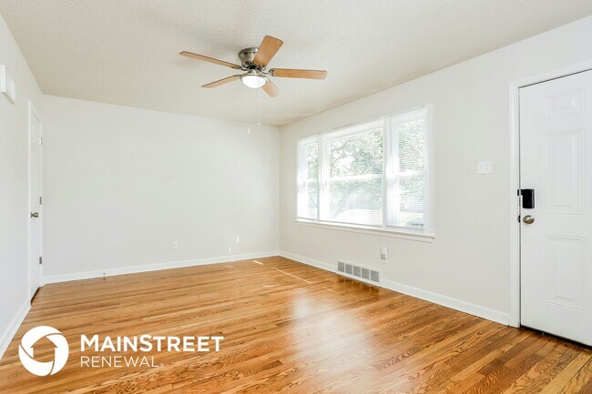 Photo - 1455 Broadlawns Ln