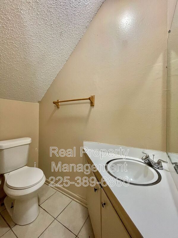 Photo - 10952 Cherry Hill Ave