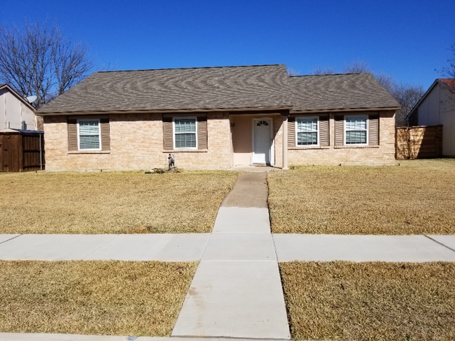 Building Photo - 5725 Baker Dr