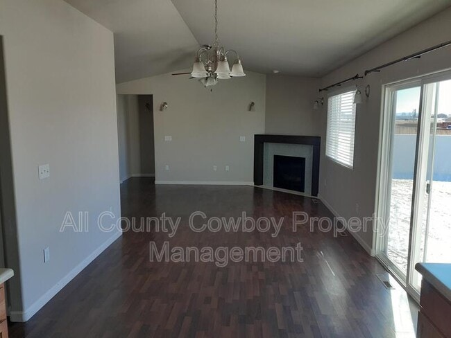 Photo - 1912 River Creek Ct