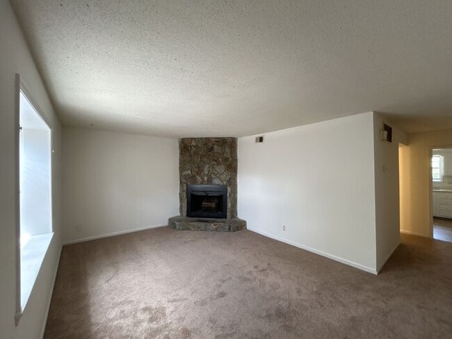 Photo - Hunting Ridge