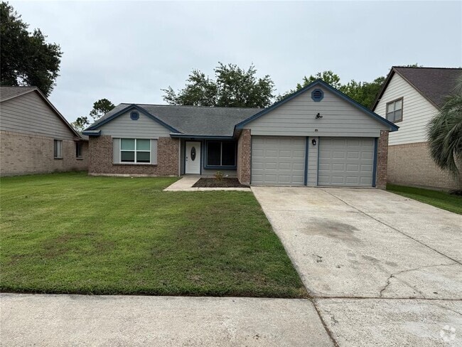 Building Photo - 2812 Forest Hills Dr Rental