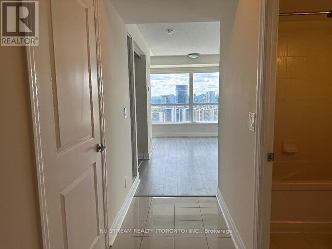 Photo - 275 Yorkland Rd Unit 2802