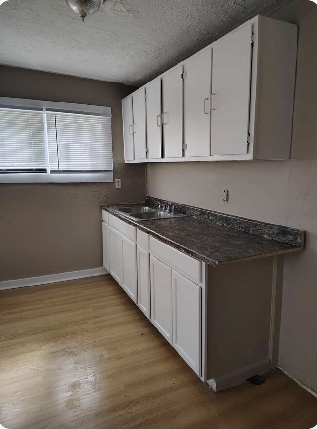 Photo - 3238 Ralston Ave