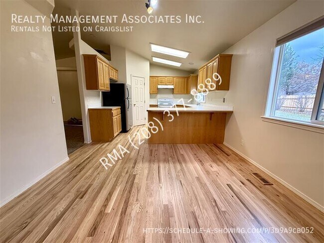 Photo - 2889 W Stallion St