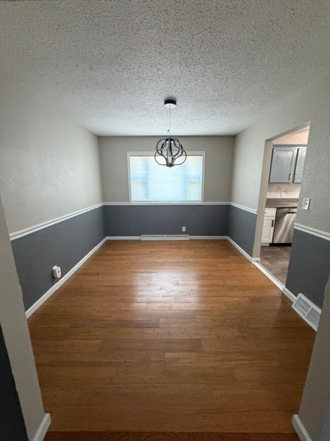 Photo - Central Davenport 4 Bedroom House