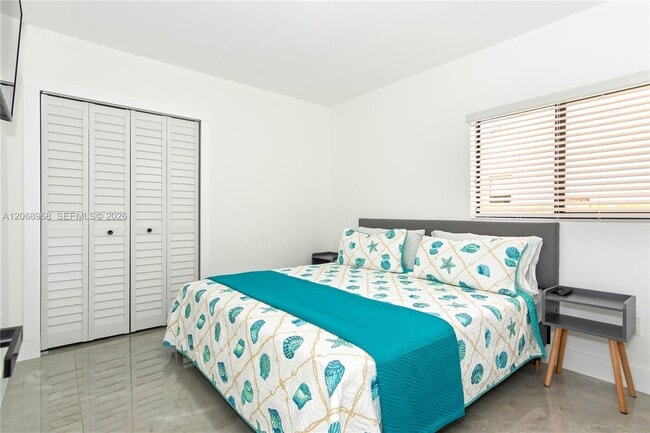 Photo - 345 NW 53rd St Unidad A