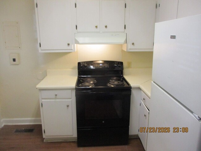 Photo - 614-B Haley St