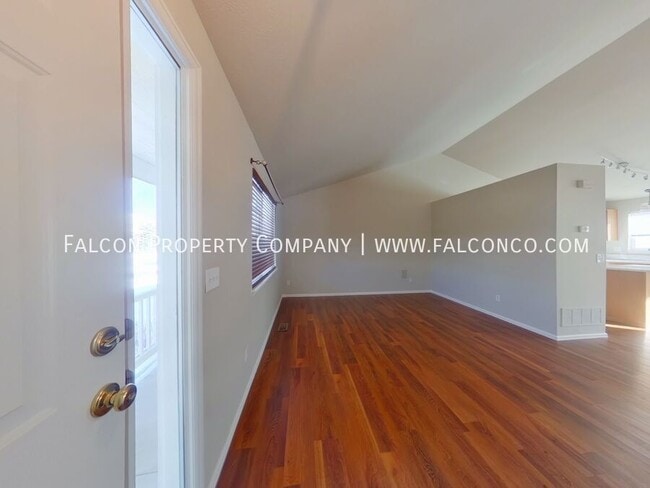 Photo - 6239 Hartman Dr