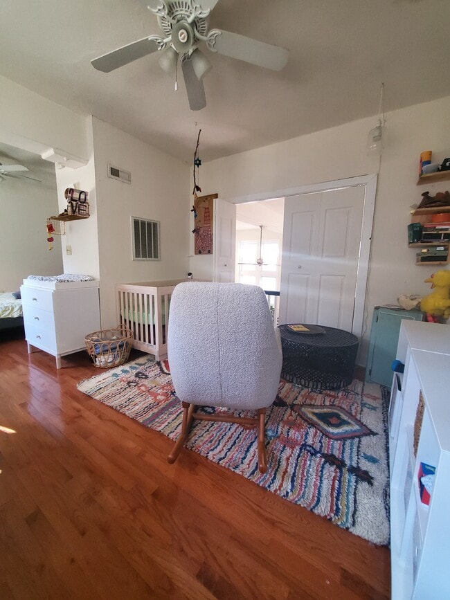 Photo - 4112 Spruce St Unit 4