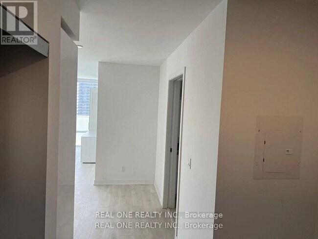 Photo - 501 Yonge St Unité 2809