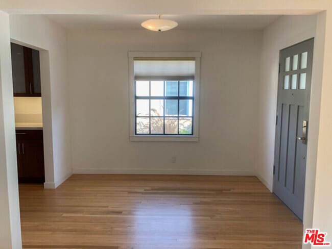 Photo - 7800 Dunbarton Ave