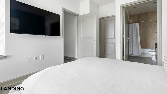 Photo - 11010 Northlake Landing Dr Unit 3-307