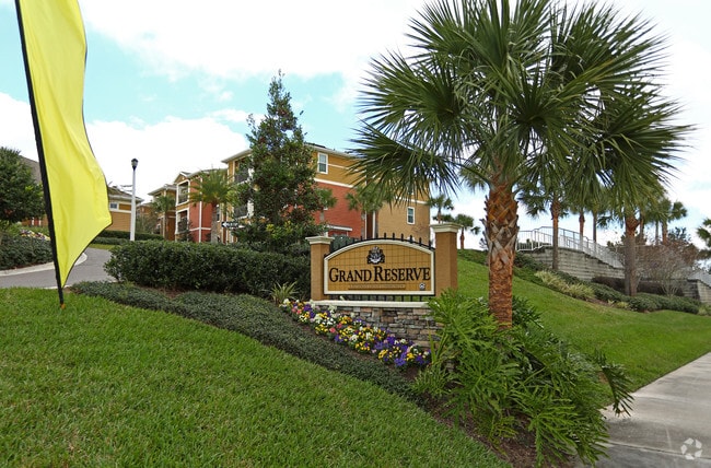 Photo - Grand Reserve Apartments