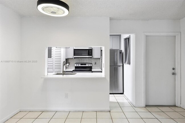 Photo - 9724 Hammocks Blvd Unit 203