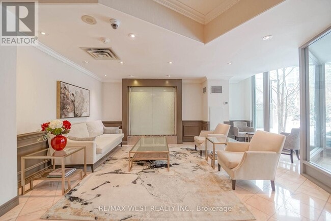 Photo - 7825 Bayview Ave Unit Lph12