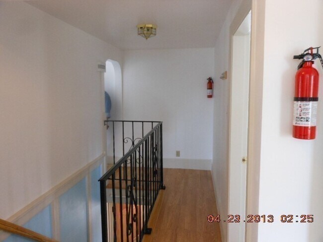 Photo - 82 Calumet St Unit #B