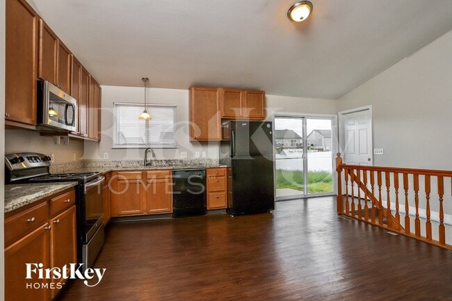 Photo - 322 Aspen Creek Dr