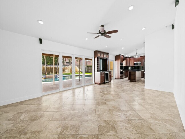 Photo - 9541 NW 11th St