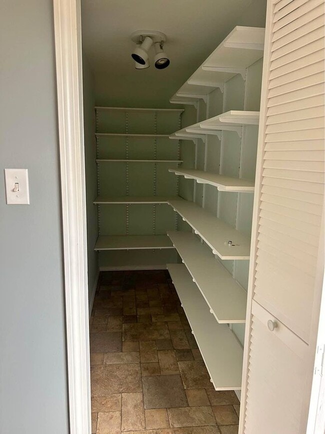 Photo - 878 1st NH Turnpike