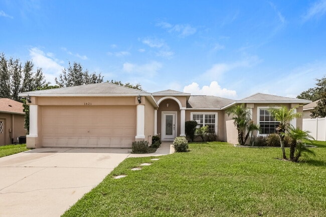 Building Photo - 1621 Papoose Way Rental