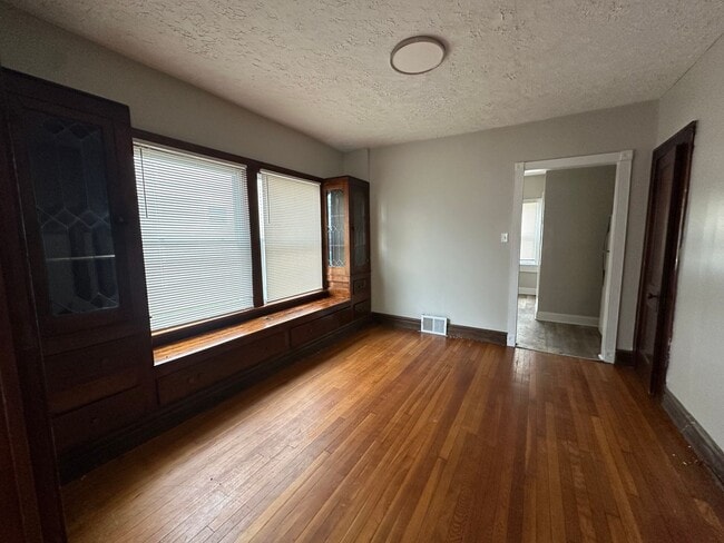 Photo - 4805-4809 Ardmore Avenue Unit 4805 Ardmore Avenue