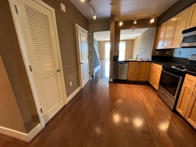 Photo - Two Story Two bedroom Unit Available Now at Bay Street Complex in Emeryville!!!