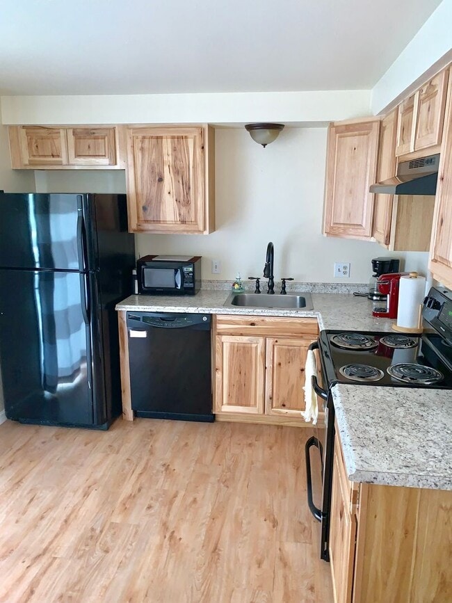 Photo - Recently Remodeled Two Bedroom Apartment With Canal Views and Private Balcony! Unit 7