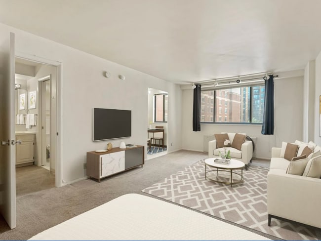 Photo - 1420 N St NW Unidad 513