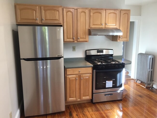 Photo - 44 Waverley Ave Unit Waverley