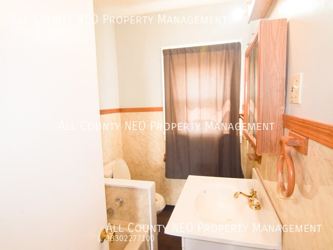 Photo - 1241 Bedford Ave SW