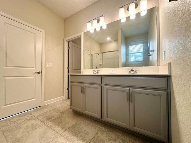 Photo - 10247 Love Story St