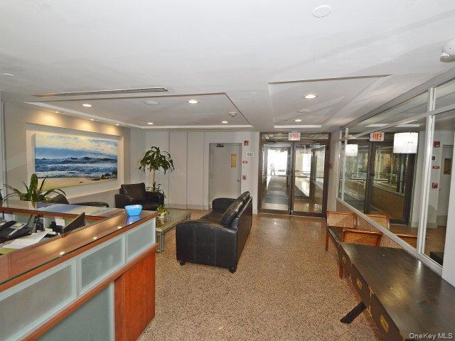 Photo - 360 Shore Rd Unit 5E